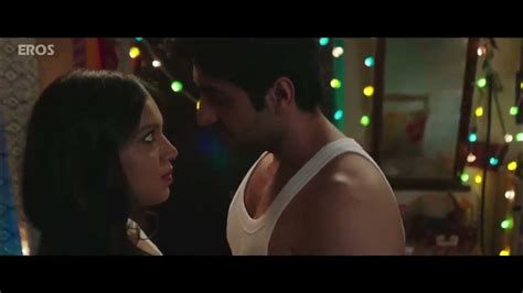 bollywood steamy scenes|Steamy Scene from Shubh Mangal Saavdhan .